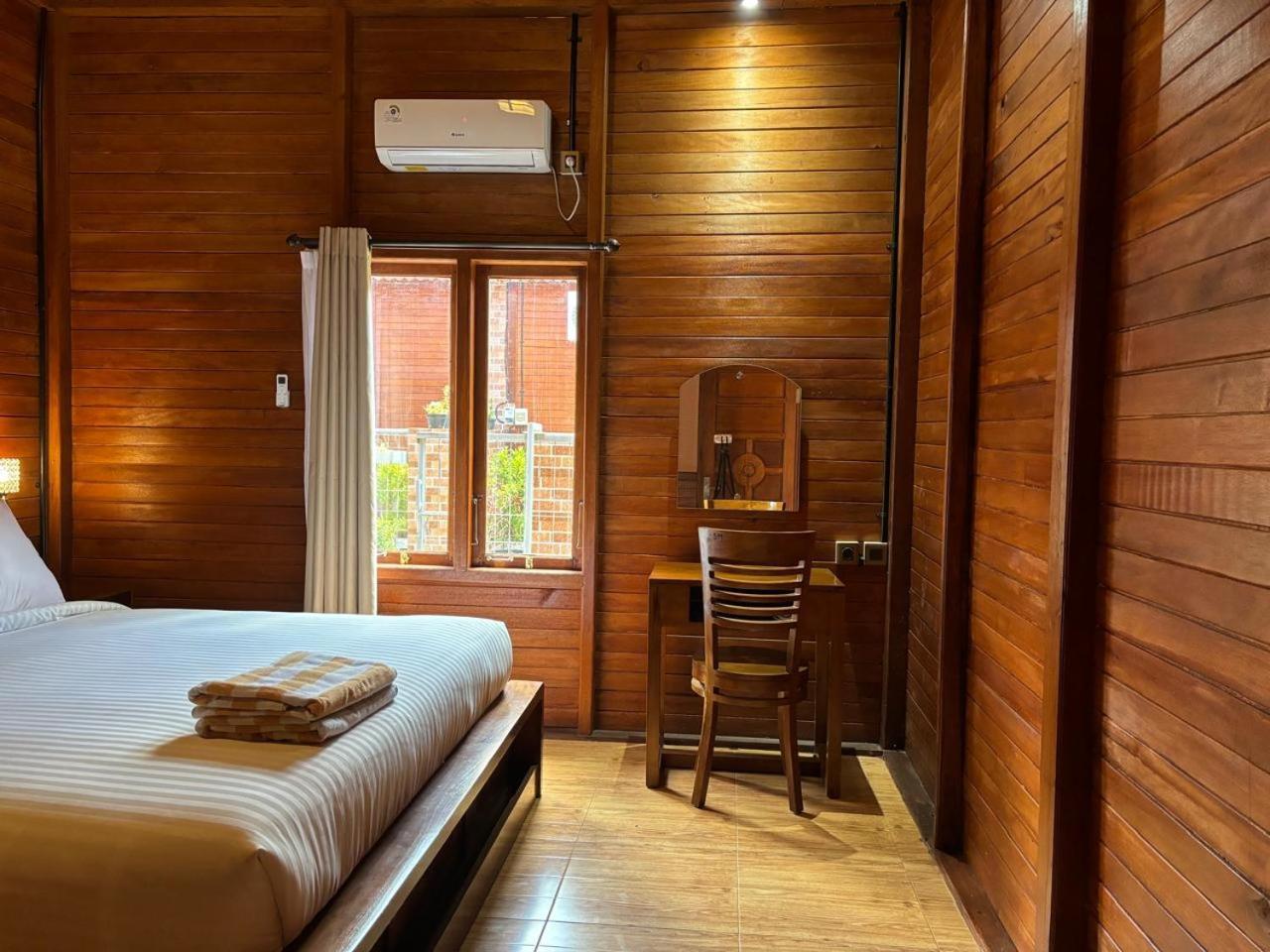 Uli Wood Villa, Jimbaran Bali - Near Gwk Bagian luar foto